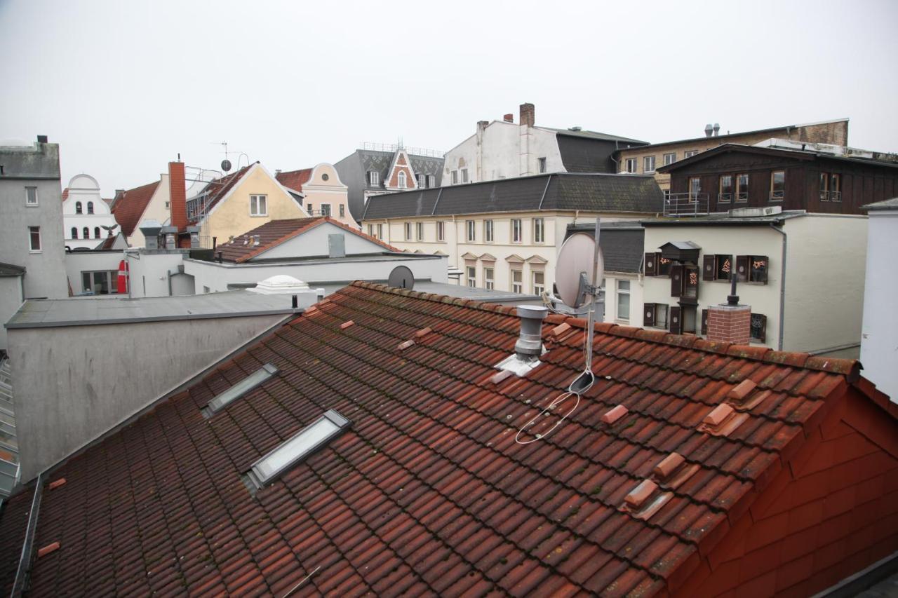 Wunderschoene Dachgeschoss - Maisonette Rostock Kültér fotó