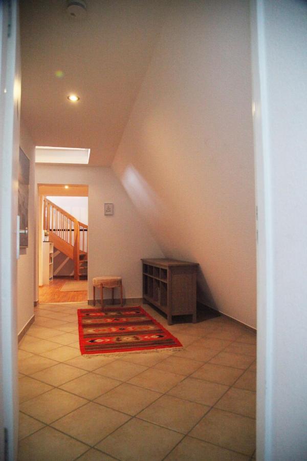 Wunderschoene Dachgeschoss - Maisonette Rostock Kültér fotó